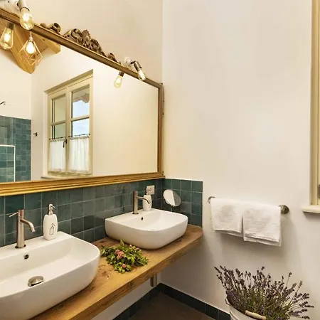 Apartmán Santa Caterina Langhe *