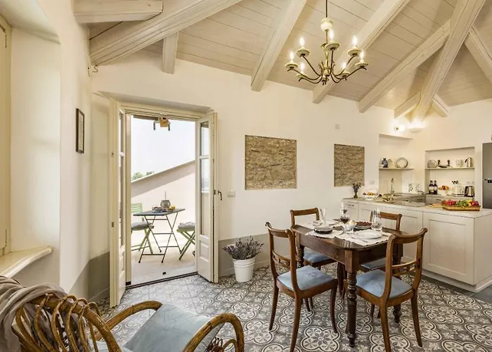 Daire Santa Caterina Langhe